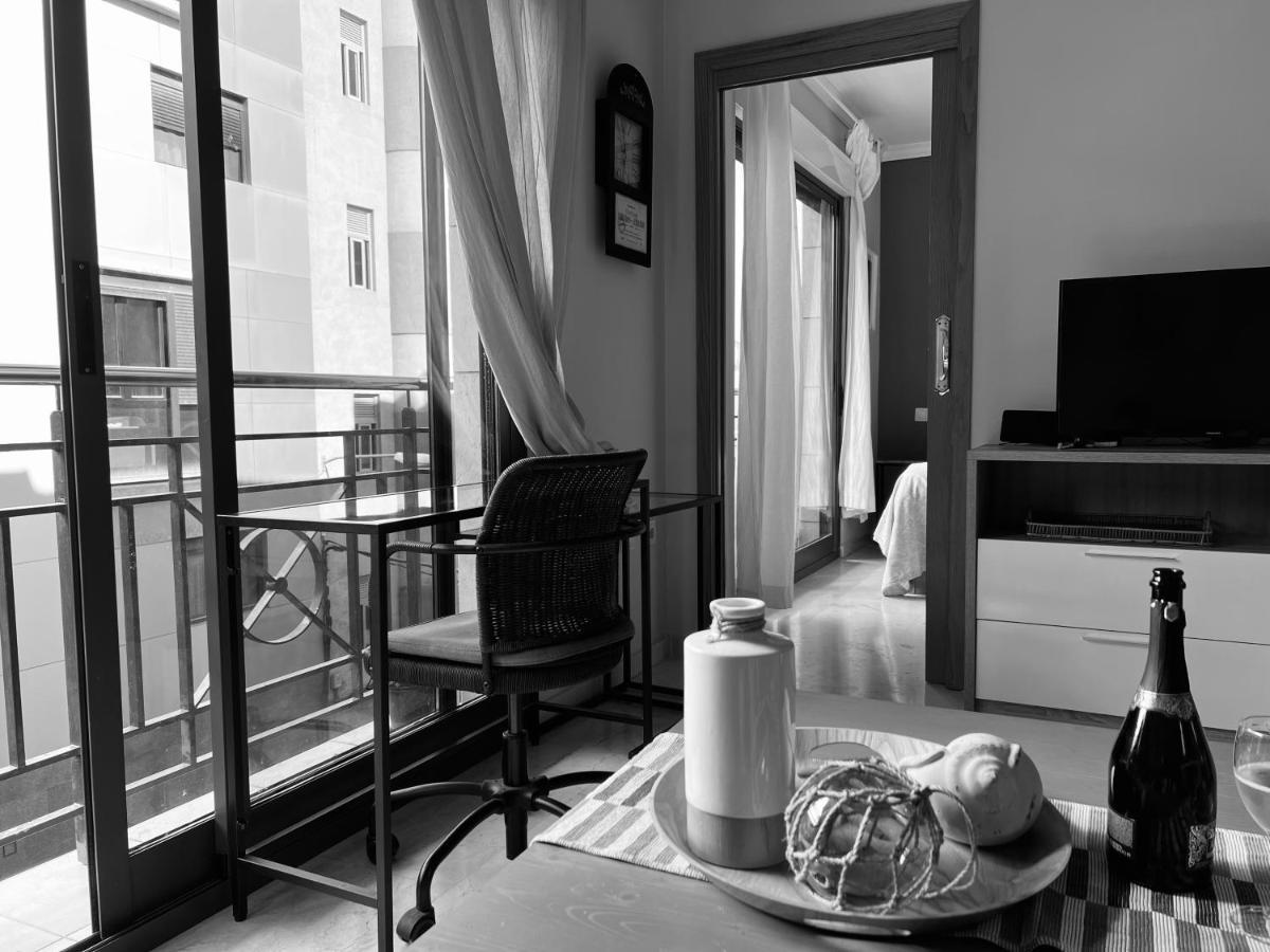 Upscale***Las Canteras Beach***Balcony Apartman Las Palmas de Gran Canaria Kültér fotó